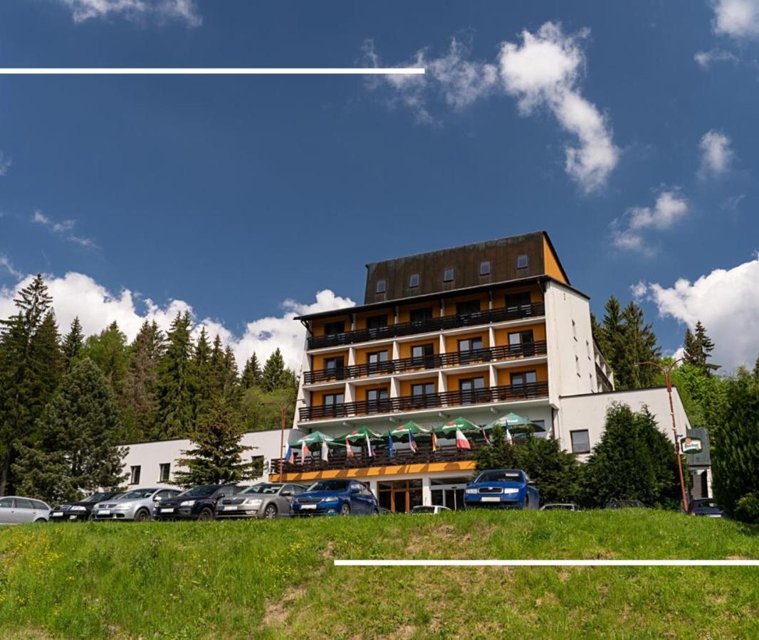 Hotel Kamzik *** Malá Morávka المظهر الخارجي الصورة