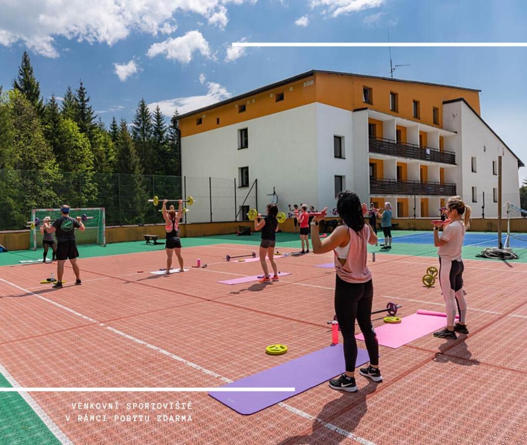 Hotel Kamzik *** Malá Morávka المظهر الخارجي الصورة