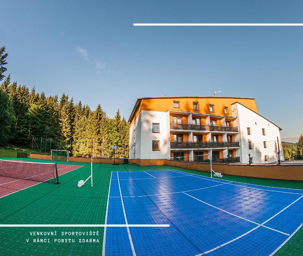 Hotel Kamzik *** Malá Morávka المظهر الخارجي الصورة